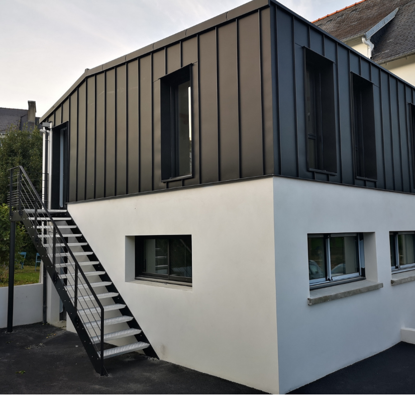 Atelier Héléna Beudaert, vue extérieure pour une prise de contact en face à face.